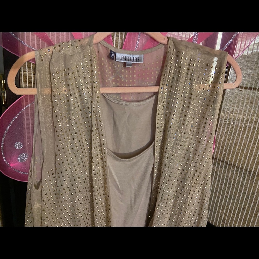 Sleeveless (Jennifer Lopez) Beautiful & Edgy Gold Studded Blouse